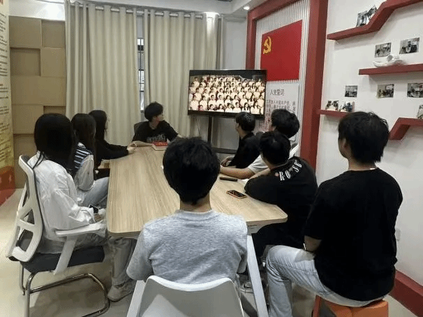 艺同红 | 同上一堂思政大课：大国担当