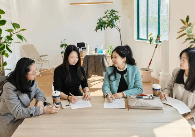 学院事 | 艺术设计学院教改班教学团队召开阶段性教学研讨会