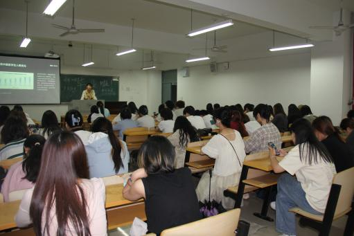 艺同学|艺术设计学院举办新东方留学规划讲座